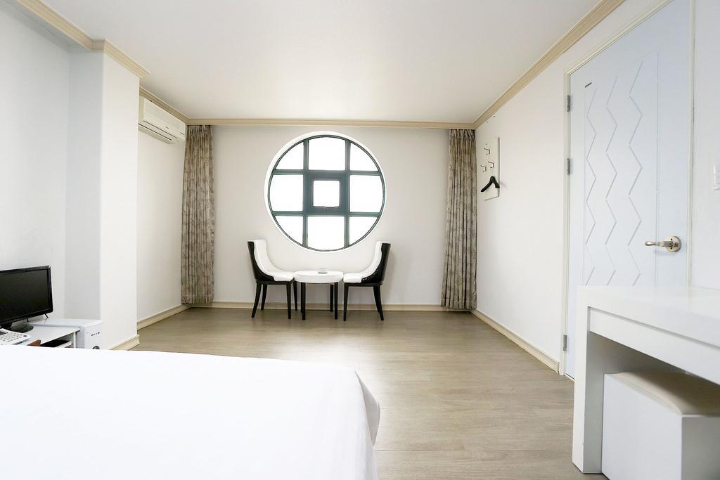 Songrim Motel Sokcho Zewnętrze zdjęcie