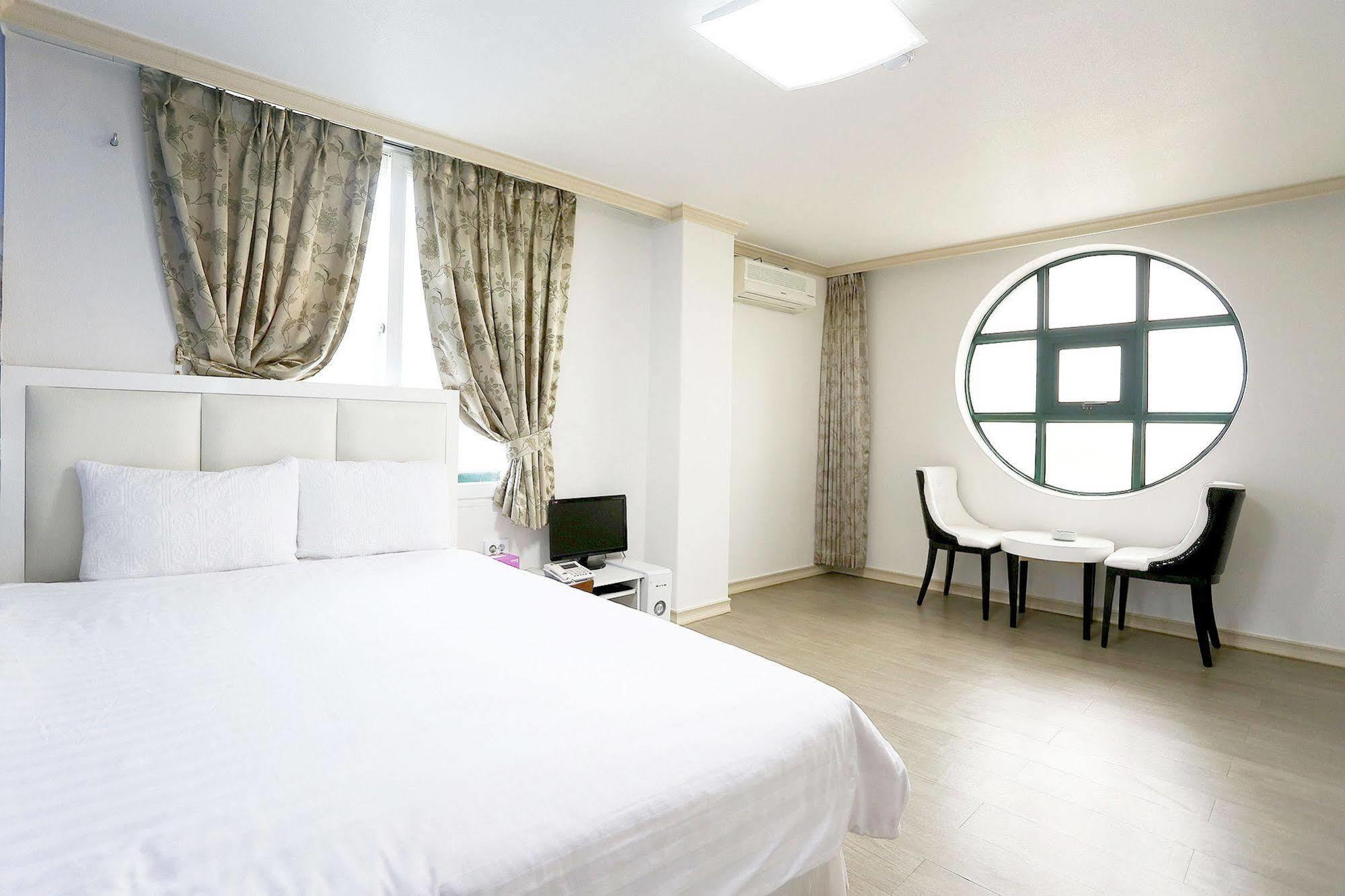 Songrim Motel Sokcho Zewnętrze zdjęcie